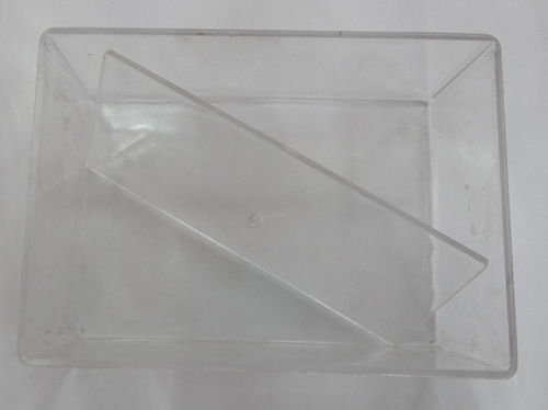 本实用新型公开了一种注塑车间热循环管理系统