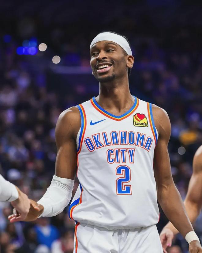 文班亚马正负值断档领先 与亚历山大争夺MVP