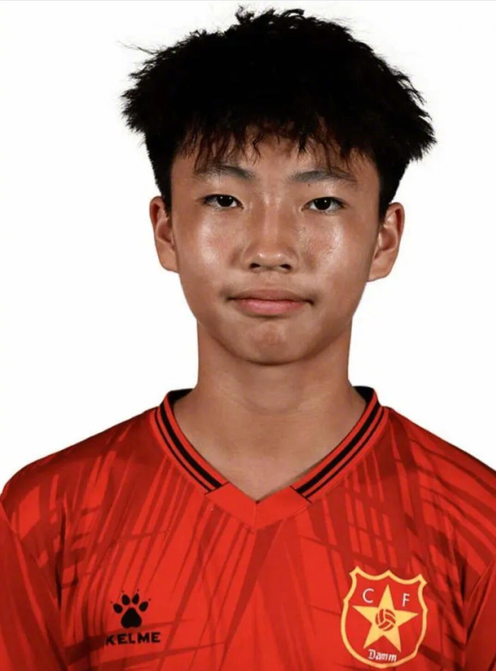 中国小将李昊炎加盟拉玛