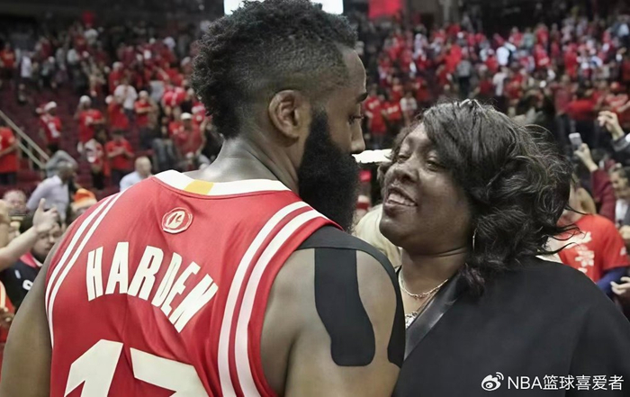 哈登拖欠租金被起诉 母亲牵连申请延迟庭审